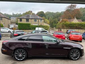Jaguar XJ 3.0d V6 Portfolio Saloon 4dr Diesel Auto Euro 5 (s/s) (275 ps)