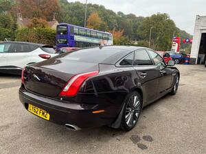 Jaguar XJ 3.0d V6 Portfolio Saloon 4dr Diesel Auto Euro 5 (s/s) (275 ps)