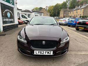 Jaguar XJ 3.0d V6 Portfolio Saloon 4dr Diesel Auto Euro 5 (s/s) (275 ps)