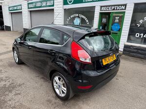 Ford Fiesta 1.5 TDCI Zetec Hatchback 5dr Diesel Manual EURO 5 (75 PS)