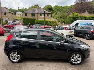 Ford Fiesta 1.5 TDCI Zetec Hatchback 5dr Diesel Manual EURO 5 (75 PS)