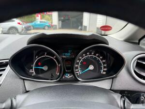 Ford Fiesta 1.5 TDCI Zetec Hatchback 5dr Diesel Manual EURO 5 (75 PS)