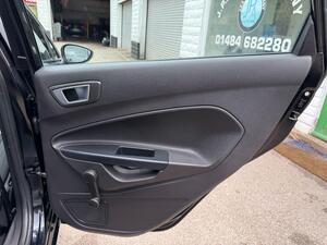 Ford Fiesta 1.5 TDCI Zetec Hatchback 5dr Diesel Manual EURO 5 (75 PS)