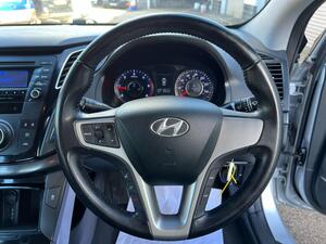 Hyundai i40 1.7 CRDi Blue Drive Active Saloon 4dr Diesel Manual Euro 5 (s/s) (115 ps)