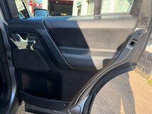 Land Rover Freelander 2 2.2 SD4 SE TECH SUV 5dr Diesel CommandShift 4WD EURO 5 (190 PS)