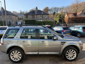 Land Rover Freelander 2 2.2 SD4 SE TECH SUV 5dr Diesel CommandShift 4WD EURO 5 (190 PS)