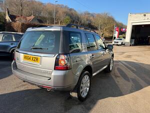 Land Rover Freelander 2 2.2 SD4 SE TECH SUV 5dr Diesel CommandShift 4WD EURO 5 (190 PS)