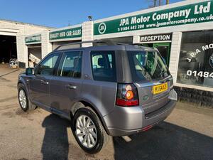 Land Rover Freelander 2 2.2 SD4 SE TECH SUV 5dr Diesel CommandShift 4WD EURO 5 (190 PS)