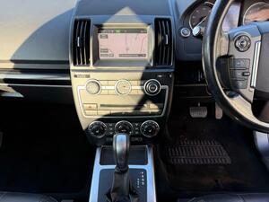 Land Rover Freelander 2 2.2 SD4 SE TECH SUV 5dr Diesel CommandShift 4WD EURO 5 (190 PS)