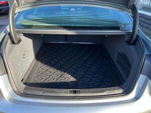 Audi A6 Saloon 2.0 TDI S LINE Saloon 4dr Diesel Manual EURO 5 (s/s) (177 PS)