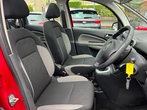 Citroen C3 Picasso 1.6 HDI Selection MPV 5dr Diesel Manual EURO 5 (90 PS)
