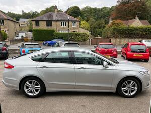 Ford Mondeo 2.0 TDCi ECO Zetec Edition Hatchback 5dr Diesel Manual Euro 6 (s/s) (150 ps)