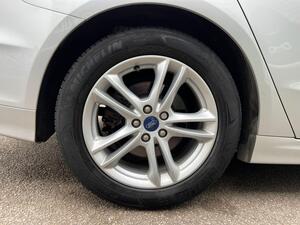 Ford Mondeo 2.0 TDCi ECO Zetec Edition Hatchback 5dr Diesel Manual Euro 6 (s/s) (150 ps)