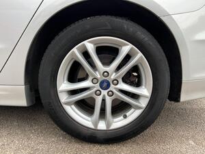 Ford Mondeo 2.0 TDCi ECO Zetec Edition Hatchback 5dr Diesel Manual Euro 6 (s/s) (150 ps)