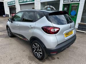 Renault Captur 0.9 TCe ENERGY Iconic Euro 6 (s/s) 5dr