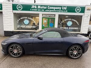 Jaguar F-Type 2.0I R-Dynamic Convertible 2dr Petrol AUTO EURO 6 (s/s) (300 PS)