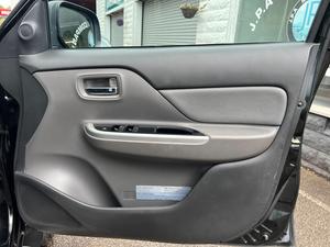 Mitsubishi L200 2.4 DI-D DC Barbarian 4WD Euro 6 4dr