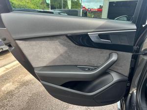 Audi A4 2.0 TDI S line S Tronic quattro Euro 6 (s/s) 4dr