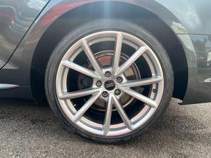 Audi A4 2.0 TDI S line S Tronic quattro Euro 6 (s/s) 4dr
