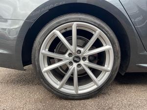 Audi A4 2.0 TDI S line S Tronic quattro Euro 6 (s/s) 4dr