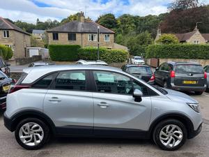 Vauxhall Crossland X 1.6 Turbo D ecoTEC SE Nav Euro 6 (s/s) 5dr