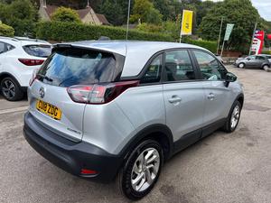 Vauxhall Crossland X 1.6 Turbo D ecoTEC SE Nav Euro 6 (s/s) 5dr